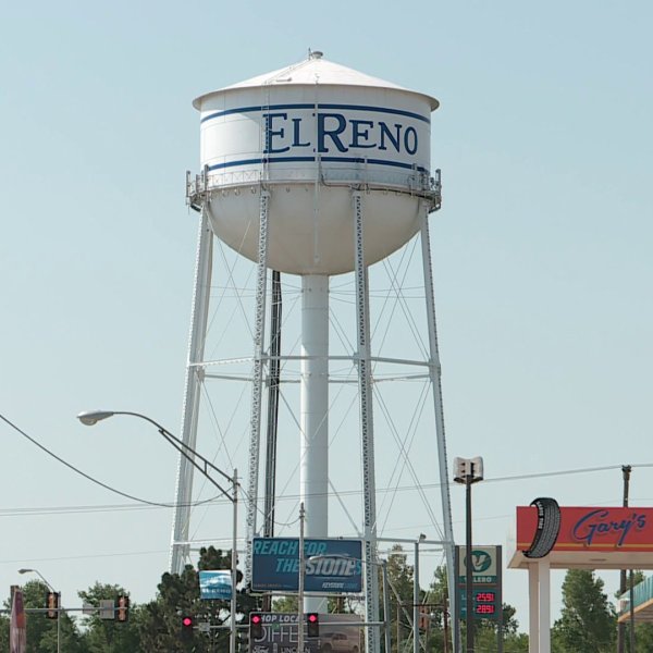 El Reno water tower